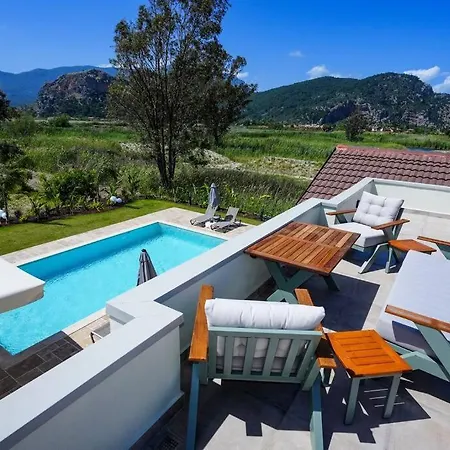 Savannahsunsetdalyan Villa